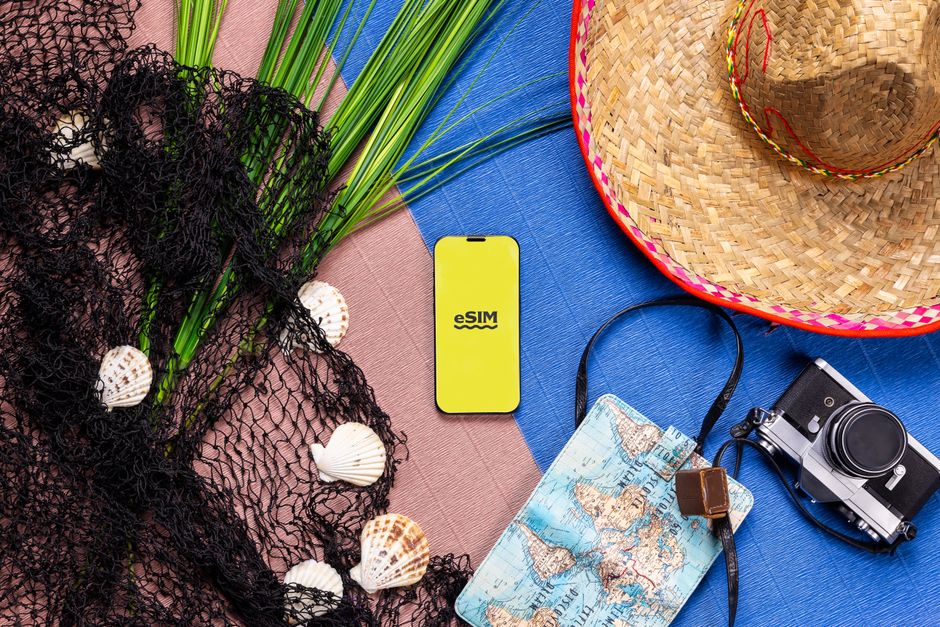 Travel eSIM Not Working Abroad? 10 Fixes That Work